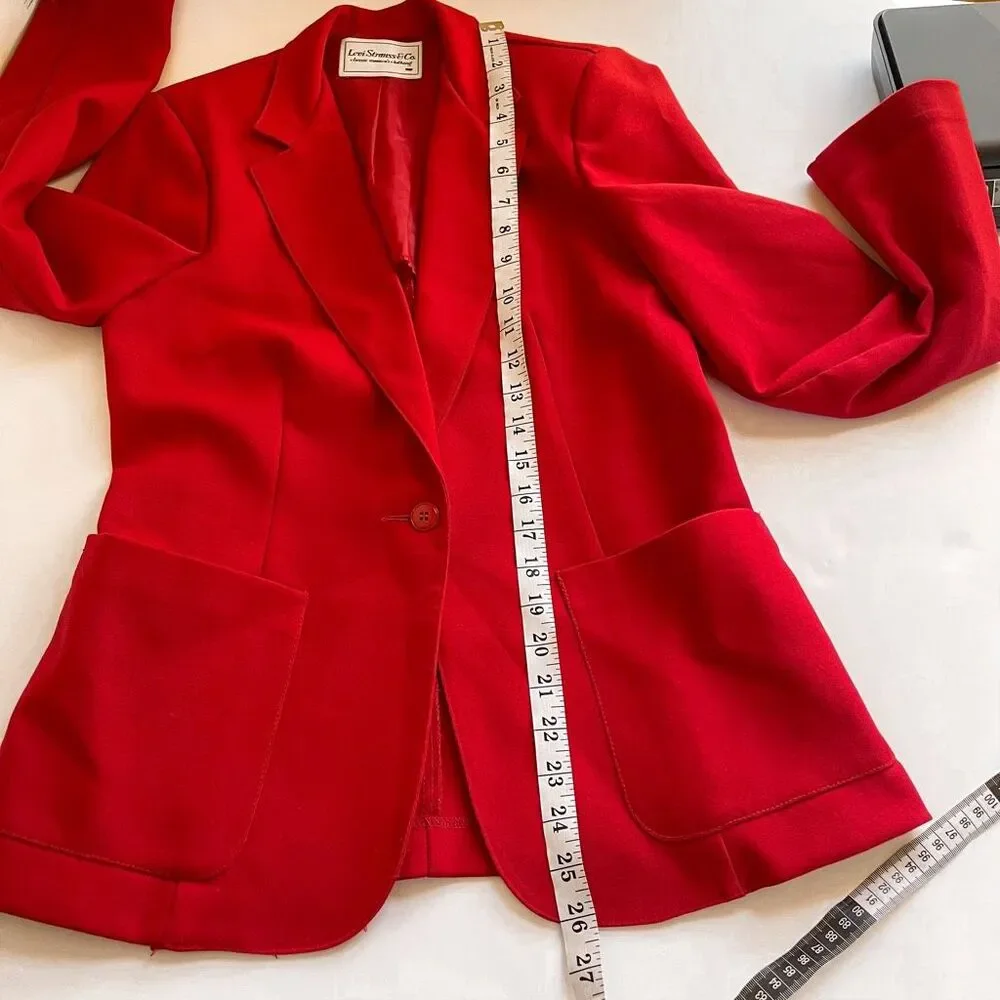 Vintage Levi’s Red Blazer Size 10‎